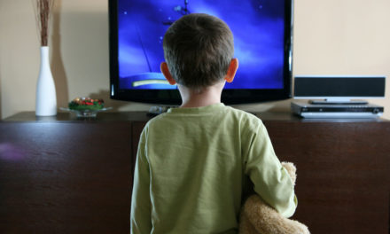 Γιατί τα παιδιά λατρεύουν την Τηλεόραση? Τι κανόνες να βάλω για να “ξεκολλήσει” ?